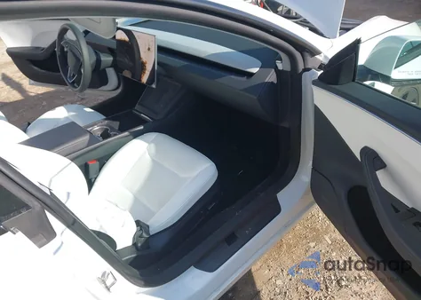 2024 Tesla Model 3 Long Range Dual Motor All-Wheel Drive/Rear-Wheel Drive z USA, uszkodzony, nr VIN 5YJ3E1EA6RF797374